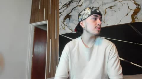 couple_in_heat_ online show from 04/04/26, 07:44