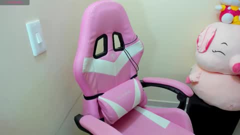 Snapshot of couple_megan_and_jhon2 chatting on 10/10/25, 11:26 couple_megan_and_jhon2 online show from 10/10/25, 11:26