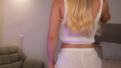 Kay online show from 06/04/26, 11:27