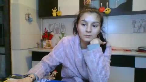 couple_p3rf3ct online show from 12/18/24, 03:15