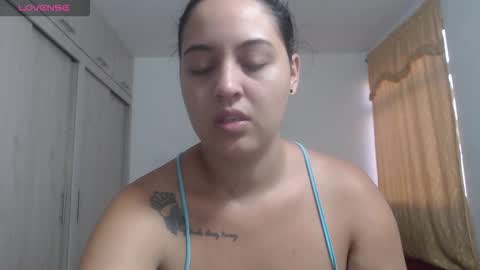  ALEJANDRO Y EMILY  online show from 09/09/25, 11:32