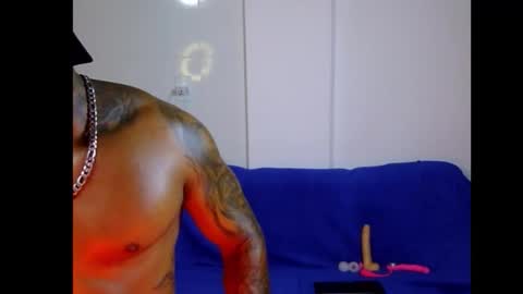 Snapshot of coupleinblack chatting on 03/04/26, 03:01 Otto - Aron online show from 03/04/26, 03:01