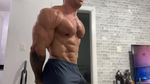 couplemuscle40 online show from 02/12/26, 12:33