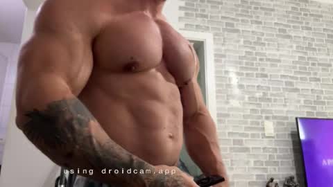 couplemuscle40 online show from 03/11/26, 06:03