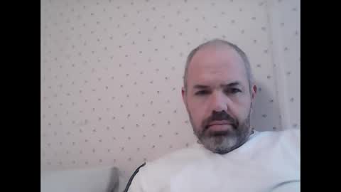 Snapshot of coupleofbucks chatting on 11/01/25, 07:38 coupleofbucks online show from 11/01/25, 07:38