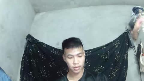 Snapshot of couplesena5835 chatting on 11/17/25, 05:02 Couple Sena 8386 online show from 11/17/25, 05:02