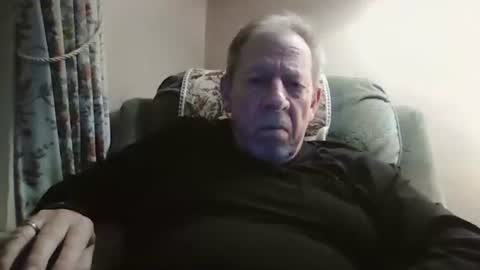 courieral1 online show from 11/24/25, 06:18