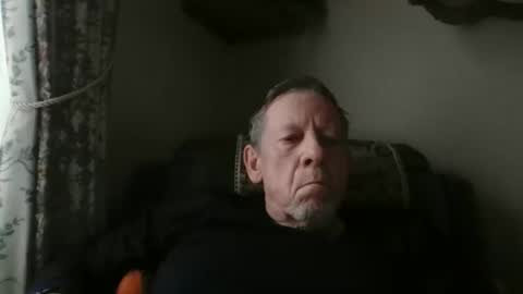 courieral1 online show from 11/29/25, 10:18