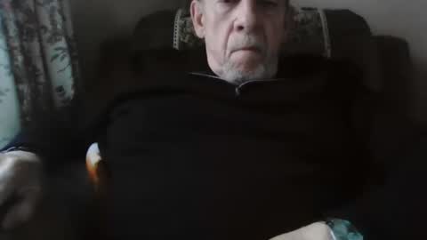 courieral1 online show from 12/17/25, 09:26