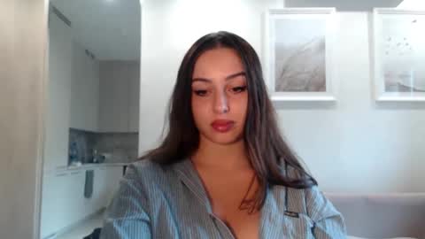 Courtney online show from 09/23/25, 01:47