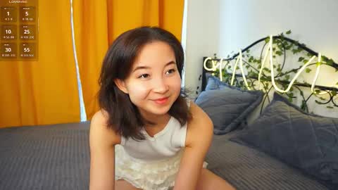 Yui online show from 11/02/25, 07:22