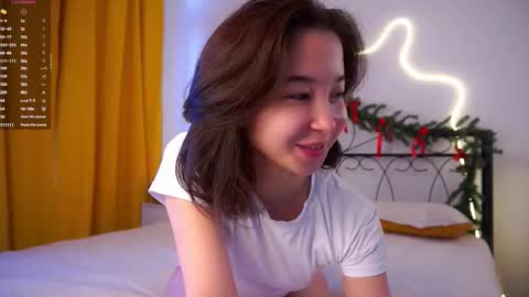 Yui online show from 02/15/26, 07:05