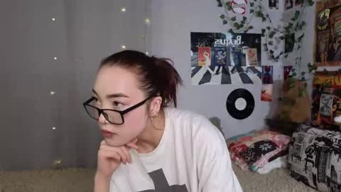 Yuna online show from 11/23/25, 08:08