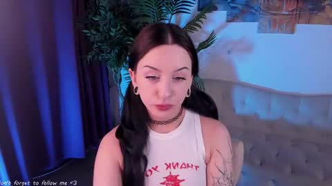 Snapshot of coy_emo_princess chatting on 07/23/26, 10:57 coy_emo_princess online show from 07/23/26, 10:57