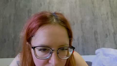 Snapshot of coy_girl_ chatting on 06/19/26, 09:24 My name is Emma - HELP COLLECT TOKENS FOR THE OPERATION FOR MY DAUGHTER online show from 06/19/26, 09:24