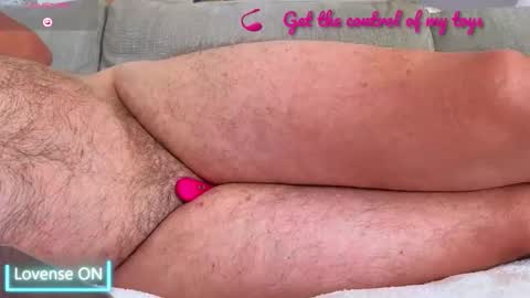 Coyote online show from 09/28/25, 10:09