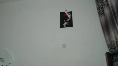 Snapshot of cozy_dion chatting on 01/17/26, 06:33 Erykah online show from 01/17/26, 06:33