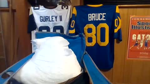 Snapshot of craveitoften chatting on 12/14/24, 02:56 craveitoften online show from 12/14/24, 02:56