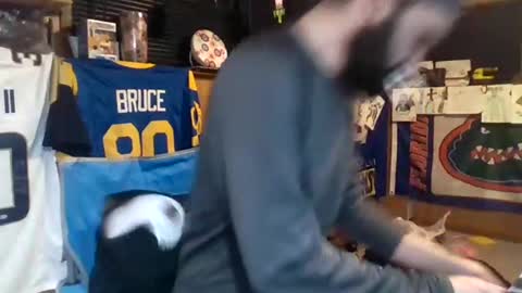 Snapshot of craveitoften chatting on 01/09/25, 01:18 craveitoften online show from 01/09/25, 01:18