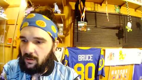 Snapshot of craveitoften chatting on 02/28/25, 12:43 craveitoften online show from 02/28/25, 12:43