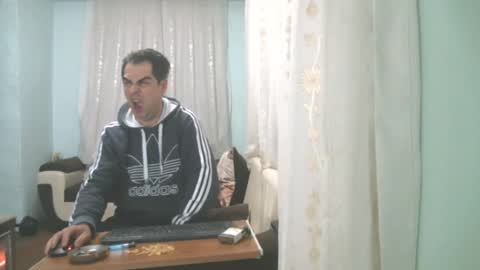 crazy____boy09 online show from 12/29/24, 08:37