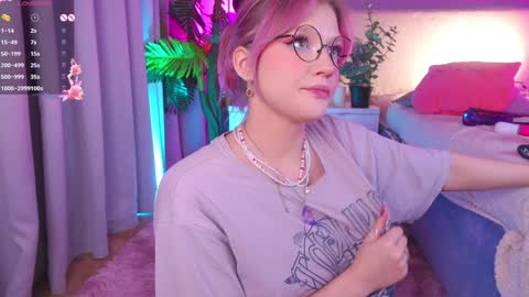 Snapshot of crazy__wine chatting on 12/05/24, 02:31 Sonya online show from 12/05/24, 02:31