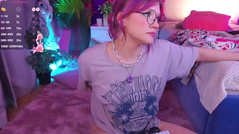 Snapshot of crazy__wine chatting on 12/26/24, 12:46 Sonya online show from 12/26/24, 12:46