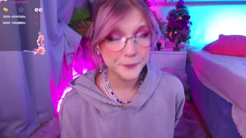 Snapshot of crazy__wine chatting on 12/27/24, 10:37 Sonya online show from 12/27/24, 10:37