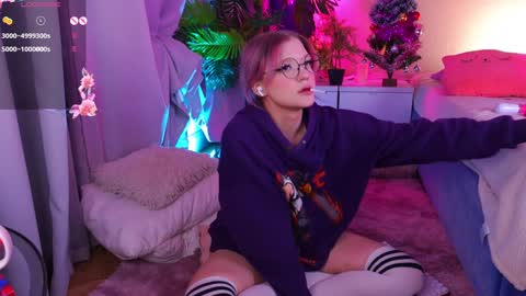 Snapshot of crazy__wine chatting on 12/29/24, 05:12 Sonya online show from 12/29/24, 05:12