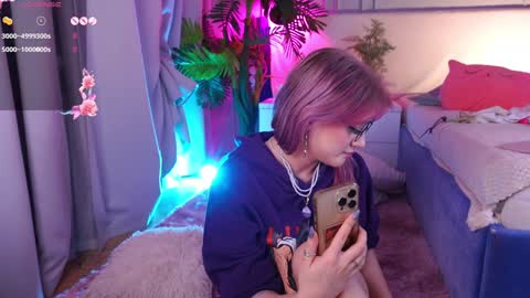 Snapshot of crazy__wine chatting on 01/11/25, 01:48 Sonya online show from 01/11/25, 01:48
