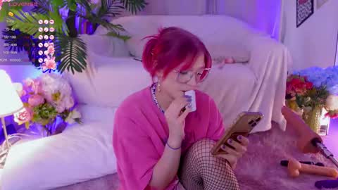 Snapshot of crazy__wine chatting on 02/18/25, 05:53 Sonya online show from 02/18/25, 05:53