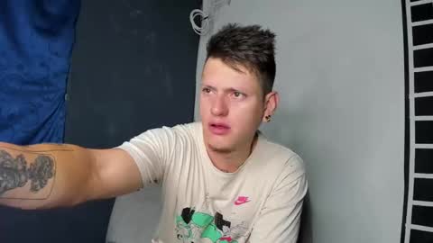 crazy_acouple_donpillo online show from 03/03/25, 12:37