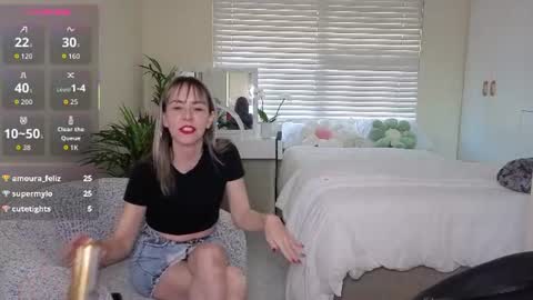 Stacy 2pm to 6pm mon-fri 3 CAT online show from 07/06/26, 03:03