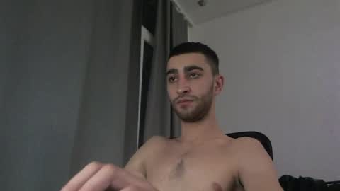 Snapshot of crazy_boy_not_melstroy chatting on 01/03/25, 10:51 crazy online show from 01/03/25, 10:51