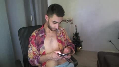 Snapshot of crazy_boy_not_melstroy chatting on 01/08/25, 08:27 crazy online show from 01/08/25, 08:27