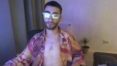 Snapshot of crazy_boy_not_melstroy chatting on 01/13/25, 05:44 crazy online show from 01/13/25, 05:44