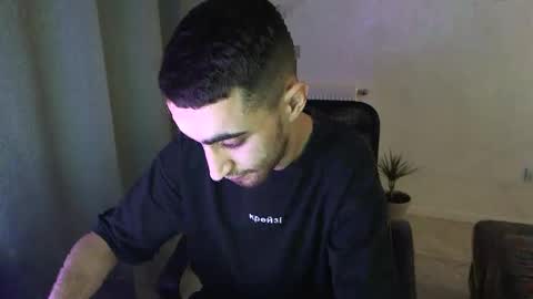 Snapshot of crazy_boy_not_melstroy chatting on 01/24/25, 06:04 crazy online show from 01/24/25, 06:04