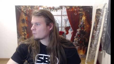 crazyangel8 online show from 12/28/24, 03:04