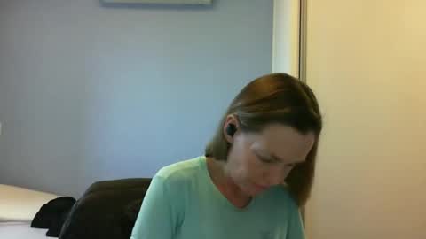 Anny online show from 09/22/25, 10:50