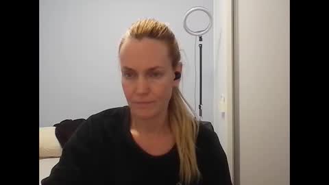 Anny online show from 05/16/26, 12:18