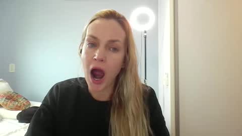 Anny online show from 06/04/26, 10:54