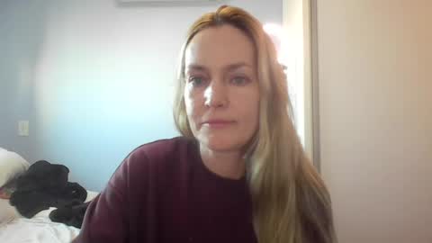 Anny online show from 07/10/26, 10:51