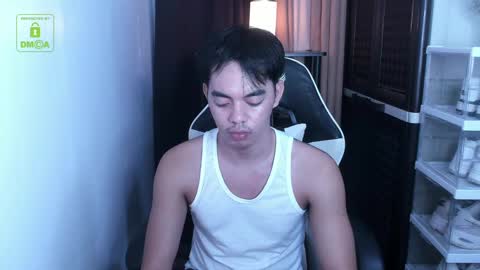 Snapshot of crazyasiancum chatting on 12/04/24, 03:21 Zion online show from 12/04/24, 03:21