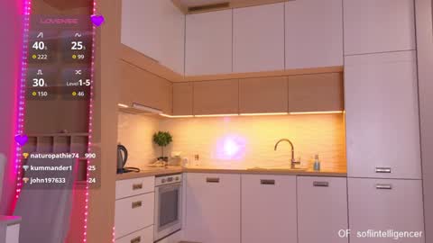 Valeri  Val    online show from 11/08/25, 12:55