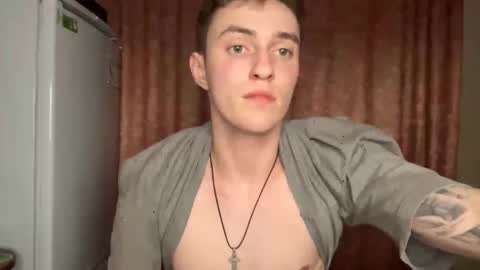 Snapshot of crazybottom99 chatting on 12/26/24, 06:33 Alex online show from 12/26/24, 06:33