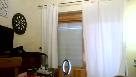 crazyboy44412345 online show from 10/15/25, 07:41