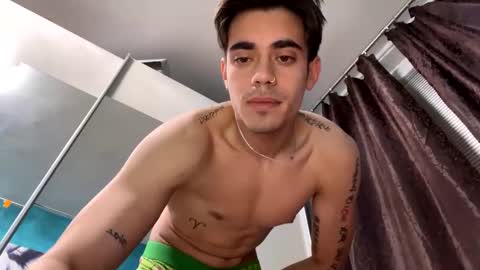 Snapshot of crazydickboy3 chatting on 02/12/25, 11:18 crazydickboy3 online show from 02/12/25, 11:18