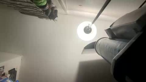 crazydill28 online show from 09/12/25, 04:07