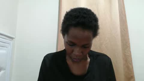 Ebonie online show from 10/04/25, 03:54