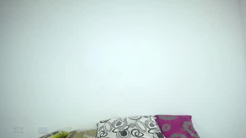 Snapshot of crazyonme chatting on 05/02/26, 03:33 diosalinda online show from 05/02/26, 03:33